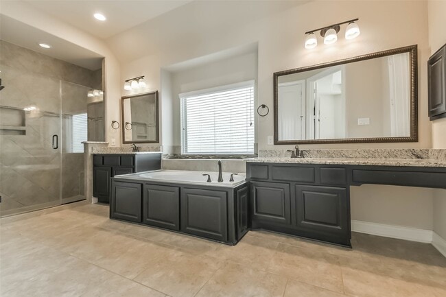 Building Photo - 4511 Sanctuary Halls Dr