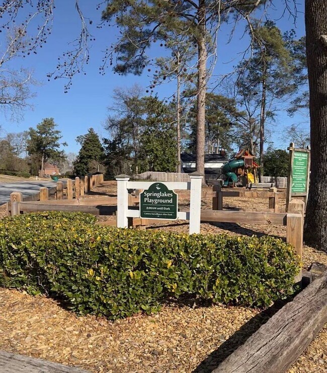 Building Photo - Spacious 4BR Home in Sought-After Springlakes – Balcony, Patio & Amenities!