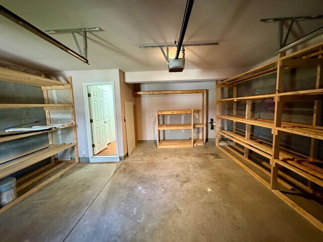 Building Photo - 3BR/3BA Townhouse in Ballantyne