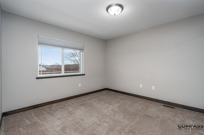 Building Photo - 3017 Eldorado Blvd