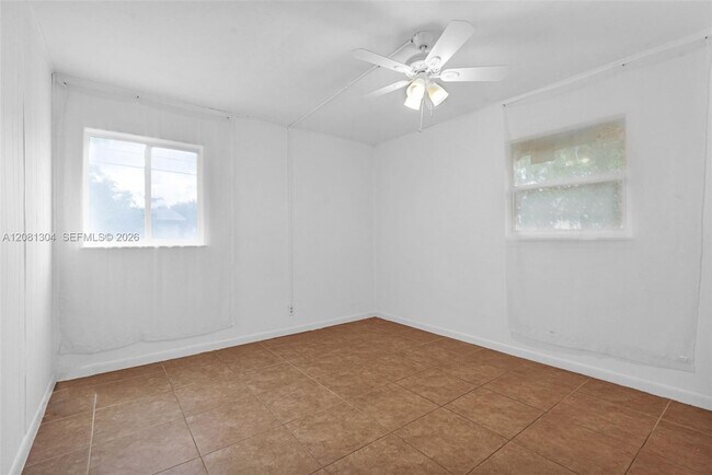 Building Photo - 3541 NW 7th Pl