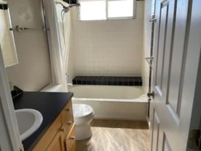 Building Photo - North Gig Harbor 3 bed 2.5 bath ~2,600sqft