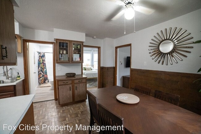 Building Photo - 2 br, 1 bath House - 244 4th Street