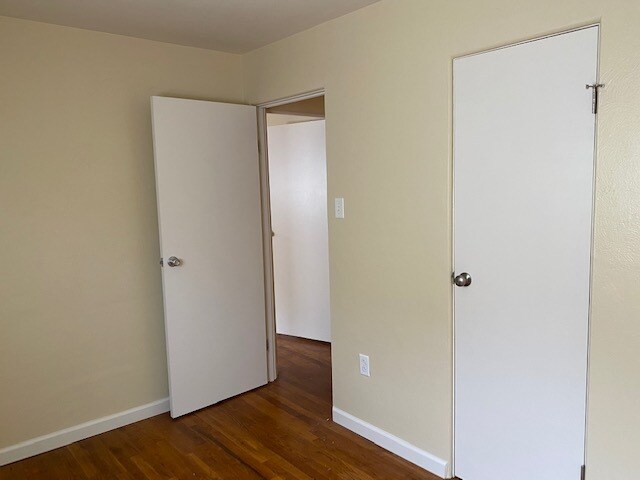 2nd bedroom - 5512 Clearview Rd