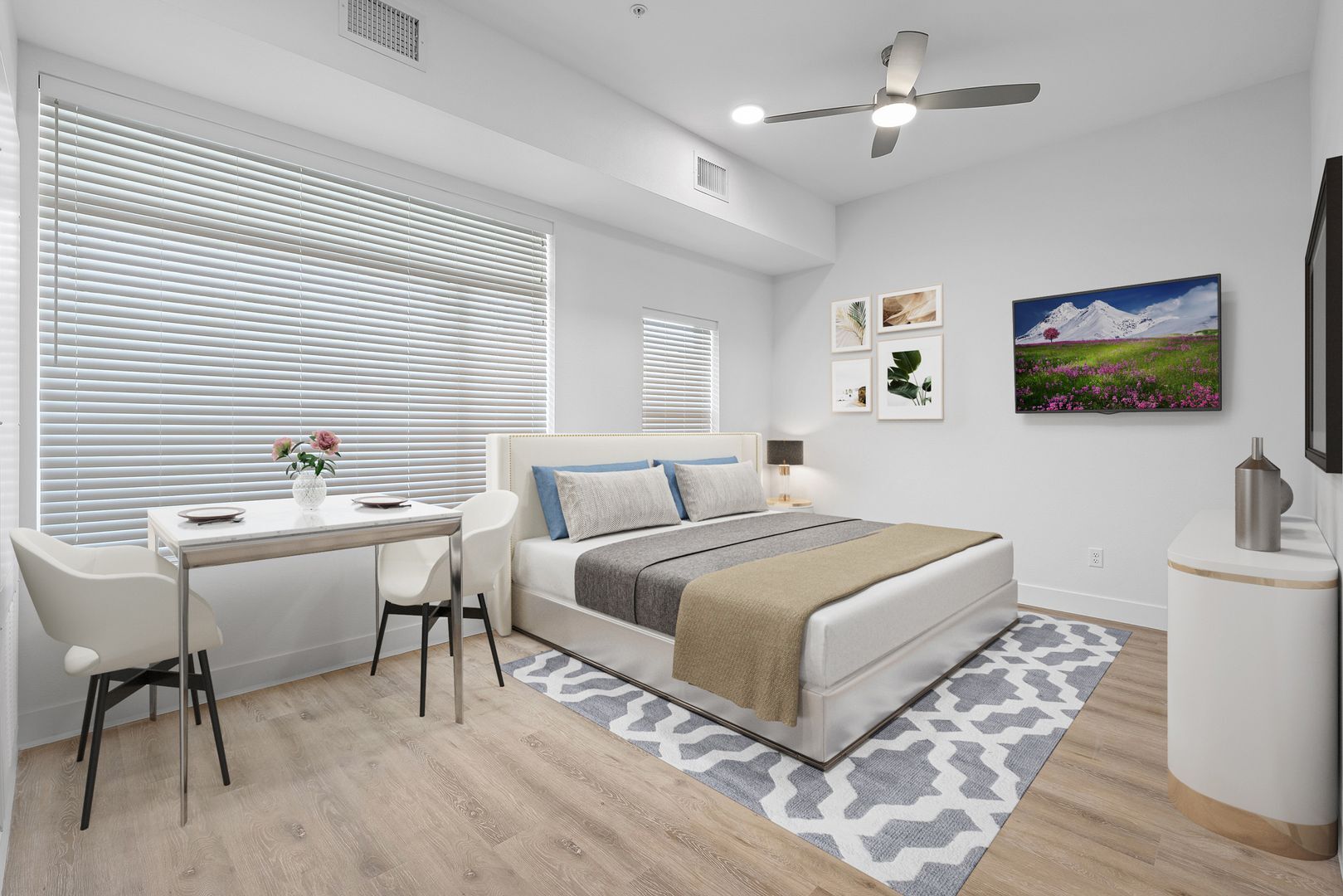 Interior Photo - Poplar Place