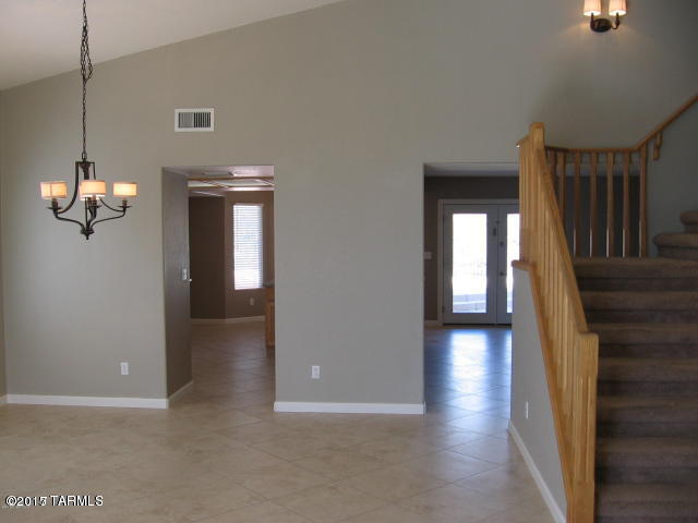 Building Photo - 10650 N Sand Canyon Pl