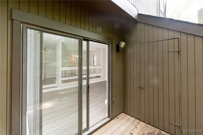 Building Photo - 11914 W Briar Patch Dr