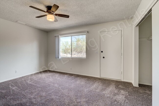 Building Photo - SAND870