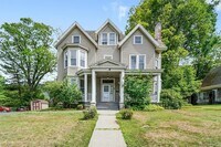 Building Photo - 34 Market St