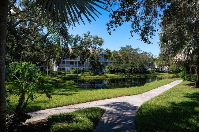 Building Photo - 850 S Tamiami Trl