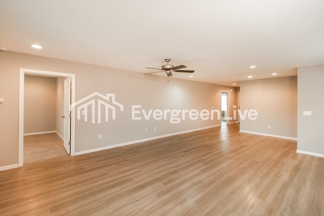 Building Photo - 171 Bradford Cir