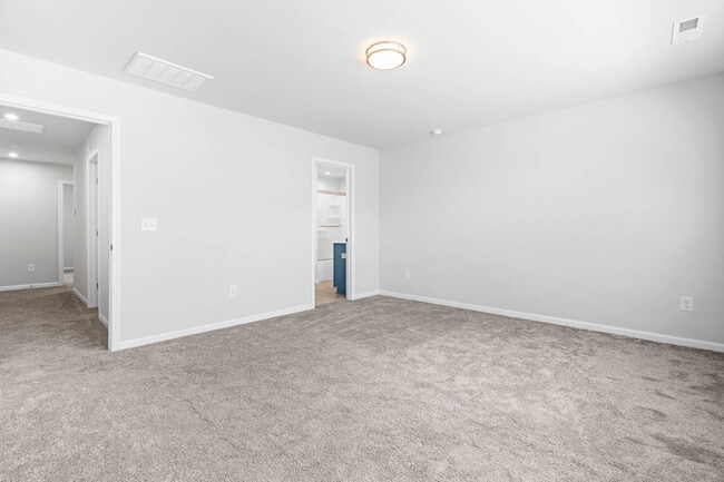 Building Photo - 252 Shingle Oak Rd