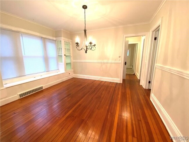 Building Photo - 32 Highland Ave