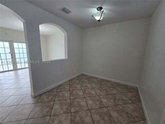 Building Photo - 14758 SW 9th Ln