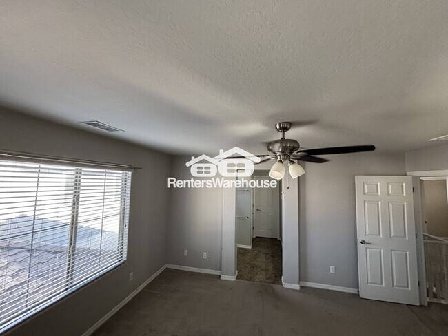 Building Photo - North Phoenix Oasis in a 3-BD Single Family House!
