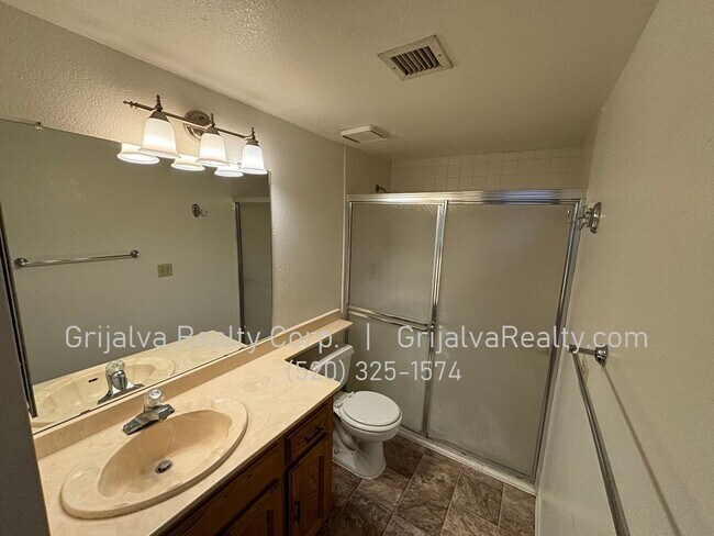 Building Photo - 1200 E River Rd