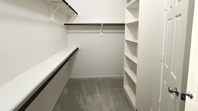Building Photo - 15110 Sierra Ridge Dr