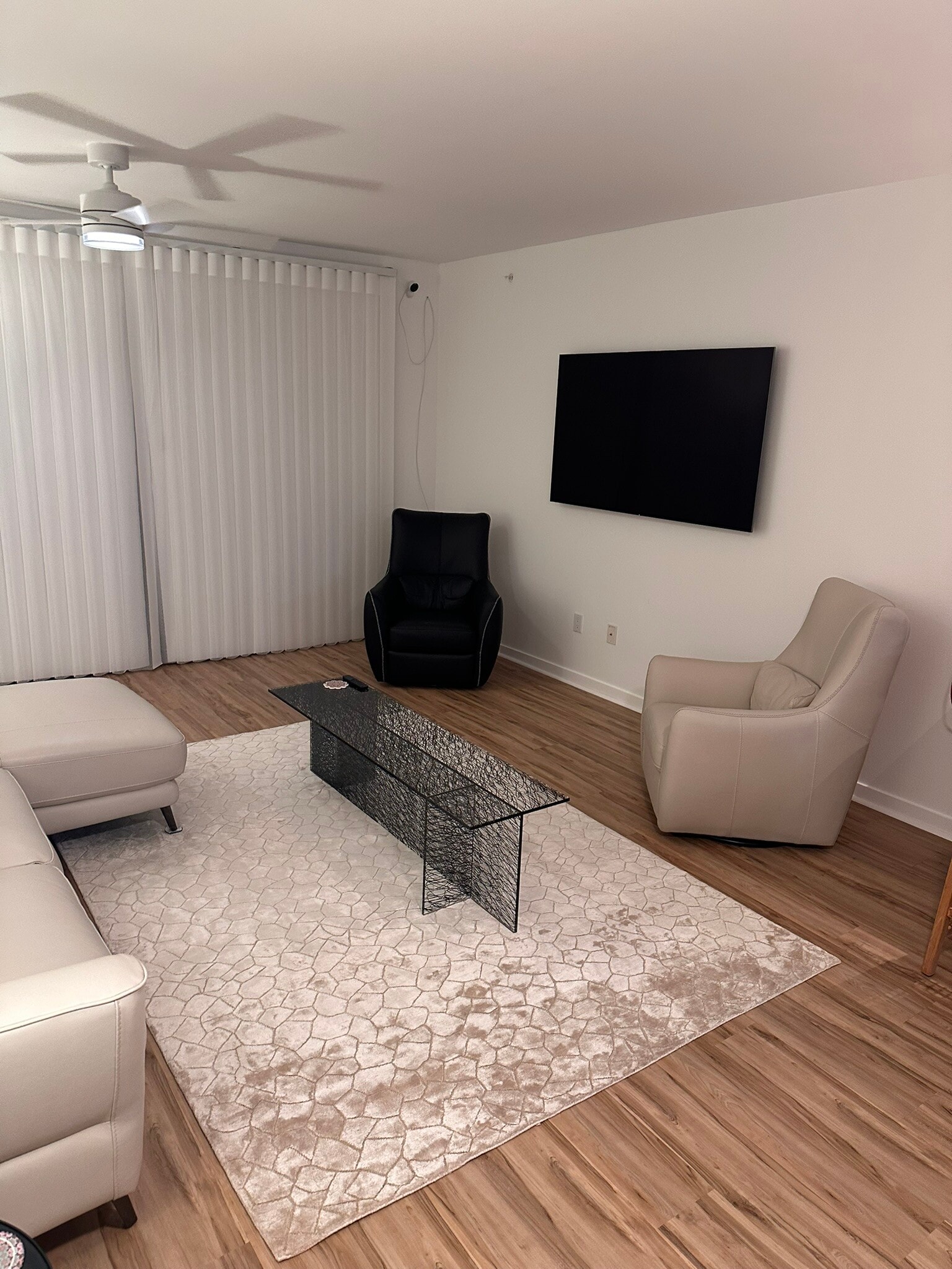 New floor - furniture for staging - 421 Olohana St