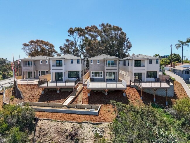 Building Photo - 2948 Copley Ave