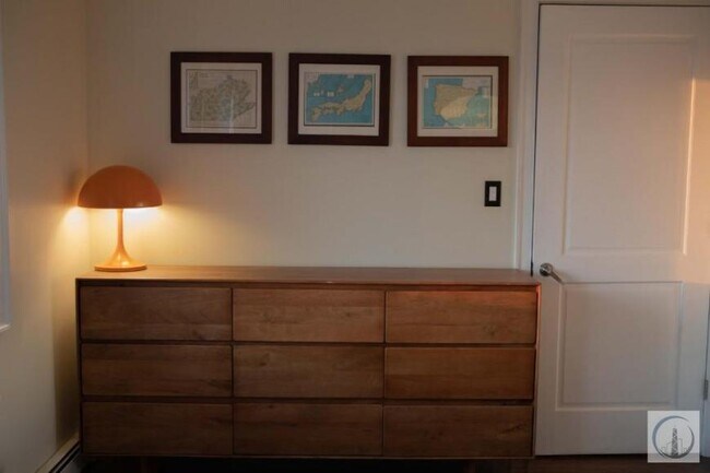Building Photo - 2 bedroom in Brooklyn NY 11230