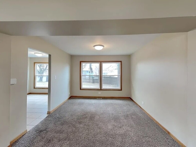 Building Photo - 8613 S Kean Ave