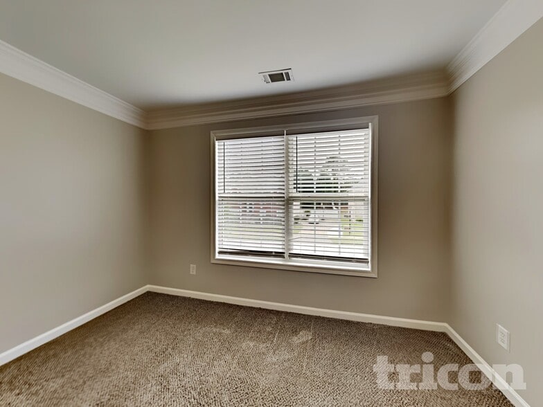Building Photo - 4311 Glen Heights Way