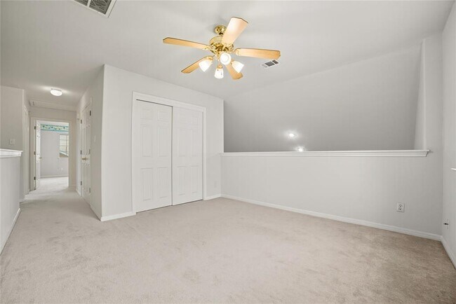 Building Photo - 1911 Cedar Bend Dr