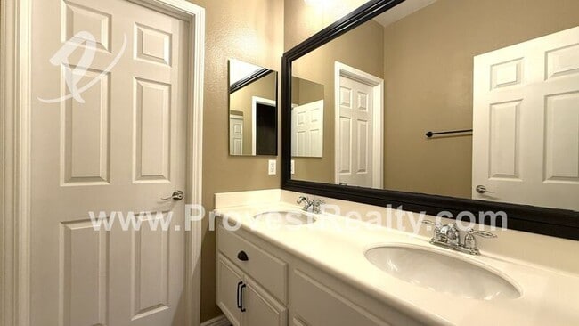 Building Photo - 9139 Seal Beach Dr