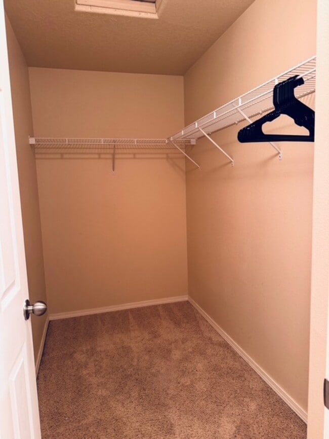 Building Photo - 12675 SW Night Heron Ln