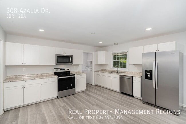 Building Photo - 308 Azalia Dr