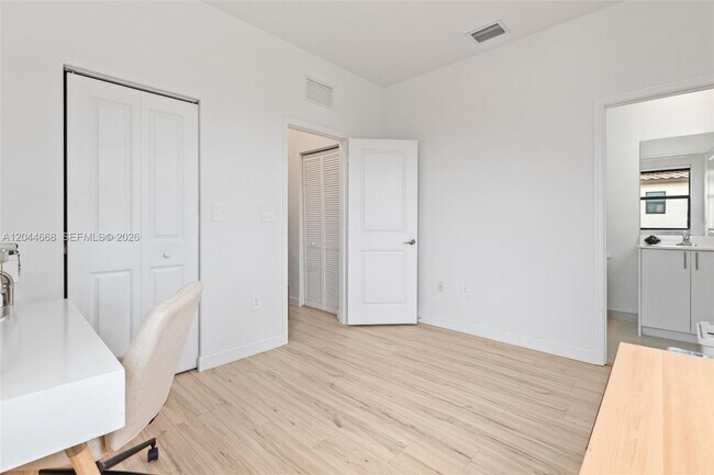 Building Photo - 11844 SW 247th Ter