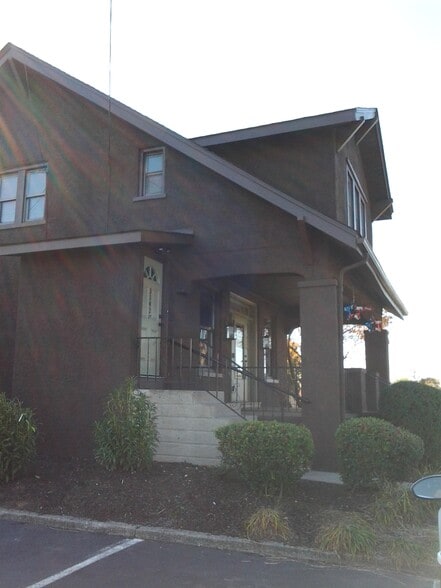 Building Photo - 3142 William Penn Hwy