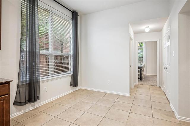 Building Photo - 5024 Birchwood Dr