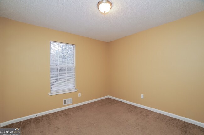 Building Photo - 111 Brandon Woods Cir