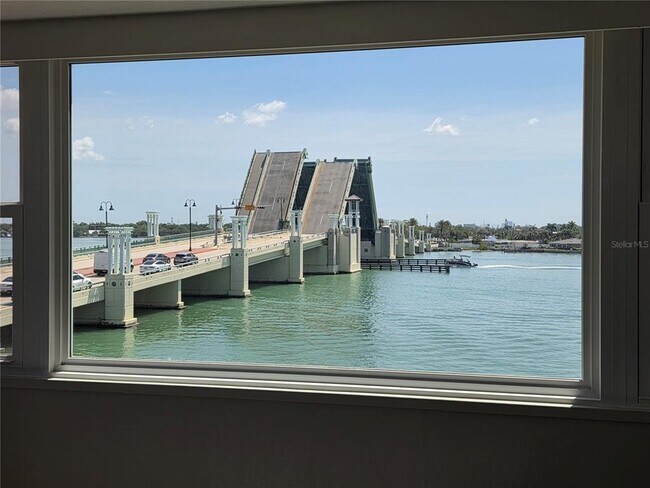 Building Photo - 500 Treasure Island Causeway