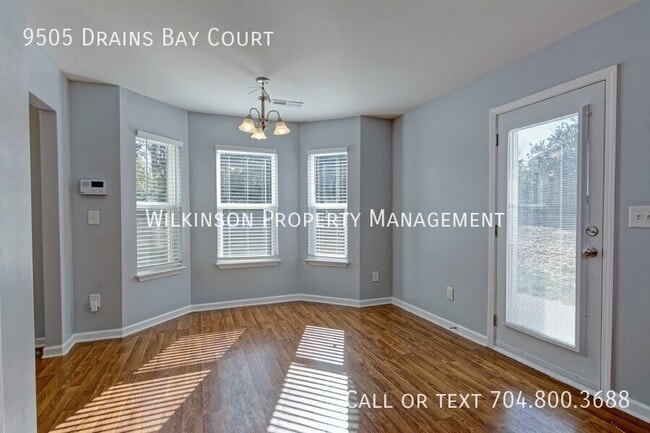 Building Photo - 9505 Drains Bay Ct