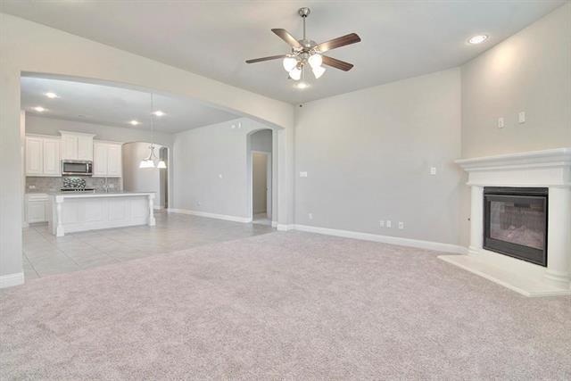 Building Photo - 2417 Griffith Park Dr