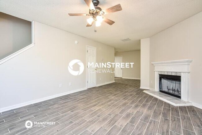 Building Photo - 3 Bedroom Pet-Friendly Home in LITHONIA, GA with Main Street Renewal