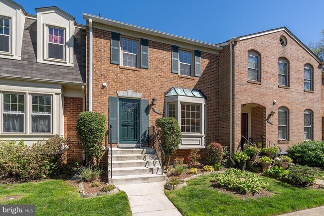 Building Photo - 3162 Borge St