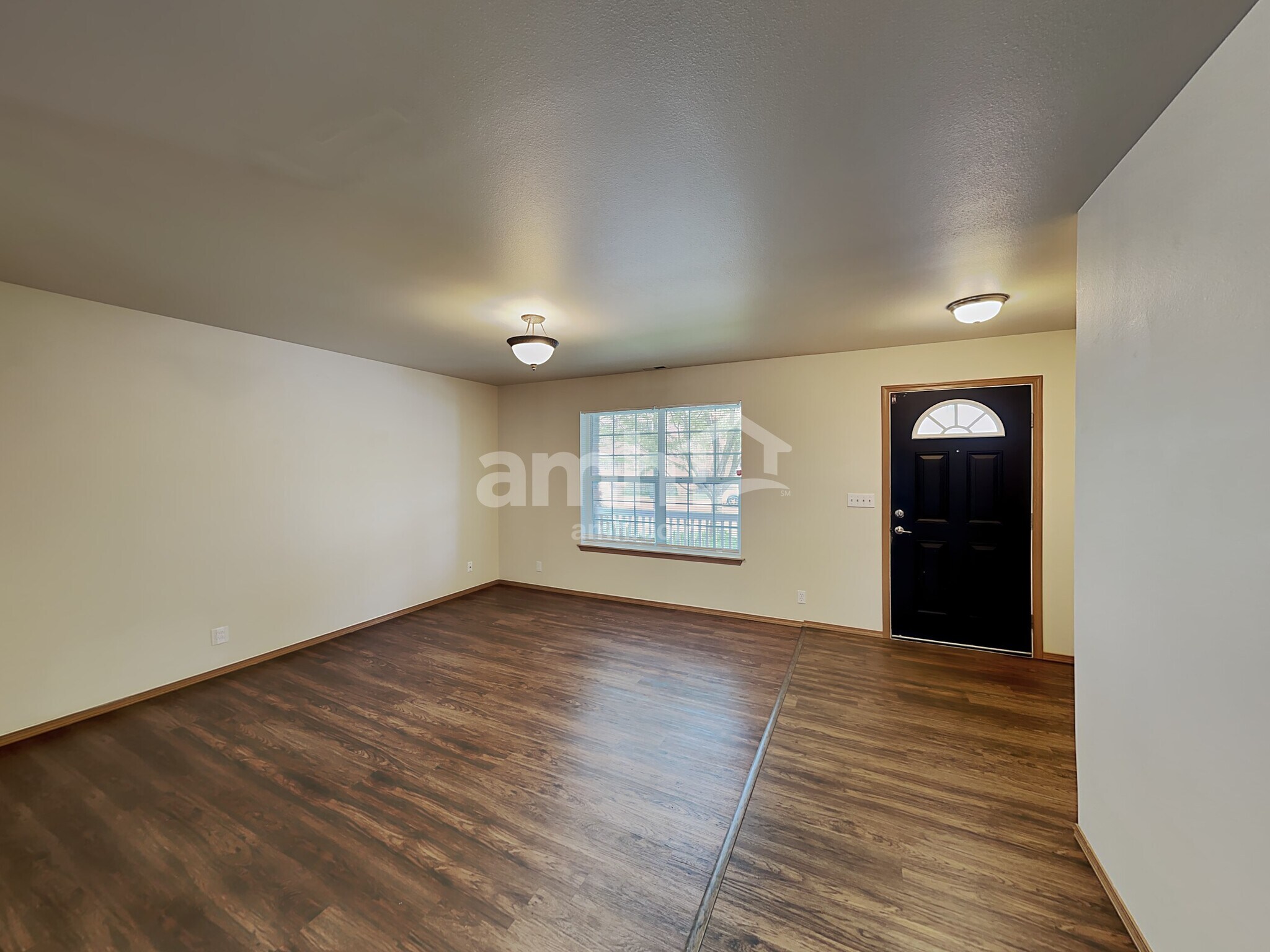 Building Photo - 18126 96th Ave E
