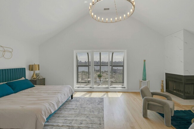 Building Photo - 1 Columbus Pl