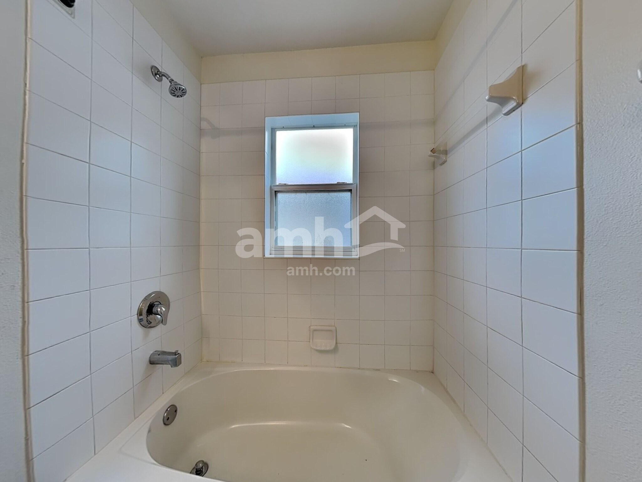 Building Photo - 10126 41st Ct E