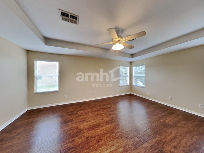 Building Photo - 1519 Swamp Rose Ln