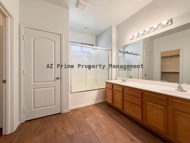 Building Photo - 6919 S 37th Glen