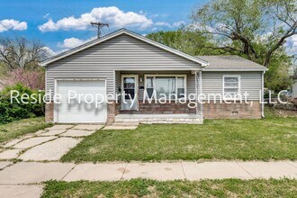 Building Photo - Cozy 2 Bedroom 1 Bathroom Home
