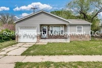 Building Photo - Cozy 2 Bedroom 1 Bathroom Home