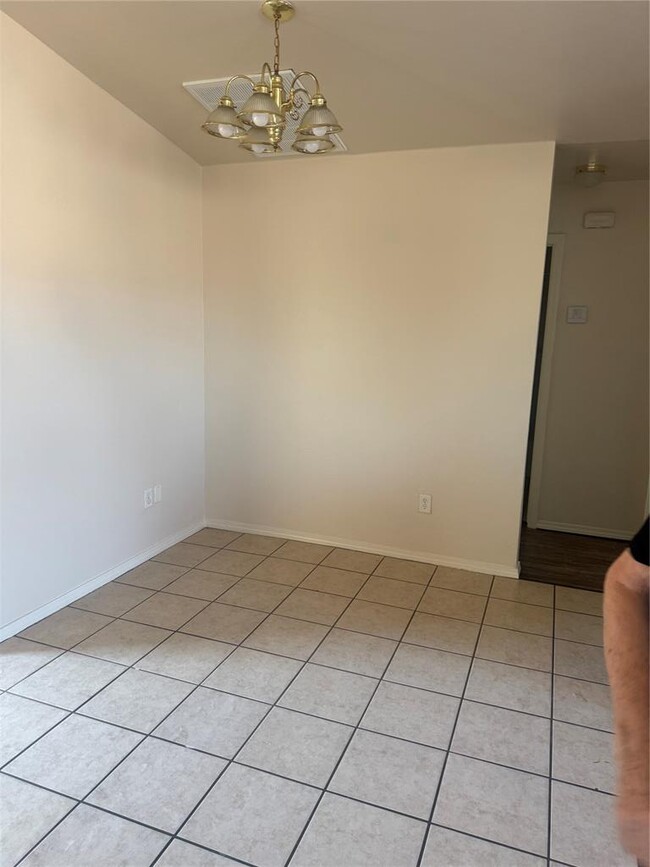 Building Photo - 1609 NW 150th Terrace