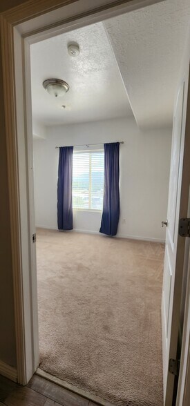 Building Photo - 3478 S Cozy River Pl