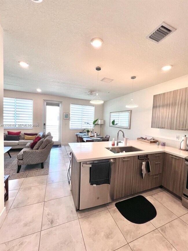 Building Photo - 6420 NW 102nd Path