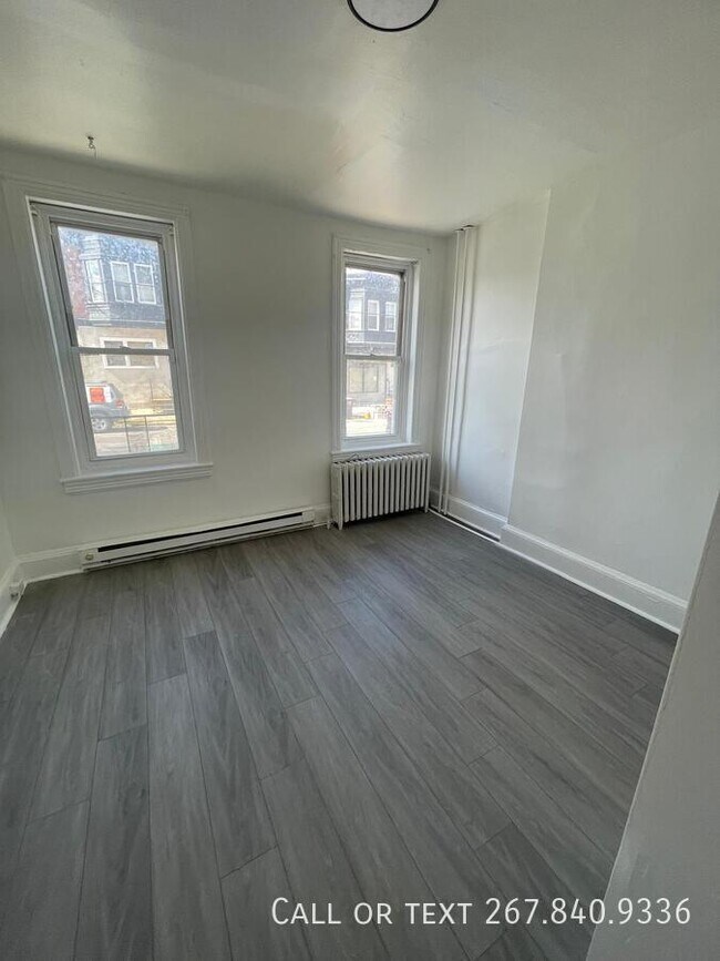 Building Photo - 2721 W 3rd St